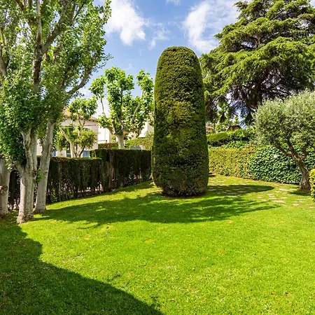 Casa Mediterranea Con Jardin Y Piscina Privada Holiday home Masnou