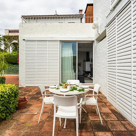 Casa Mediterranea Con Jardin Y Piscina Privada Holiday home Masnou