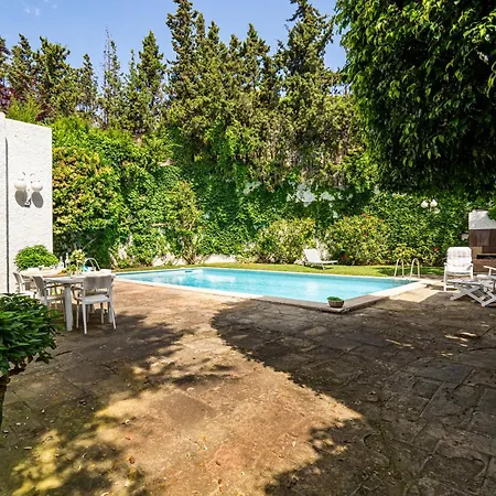 Holiday home Casa Mediterranea Con Jardin Y Piscina Privada