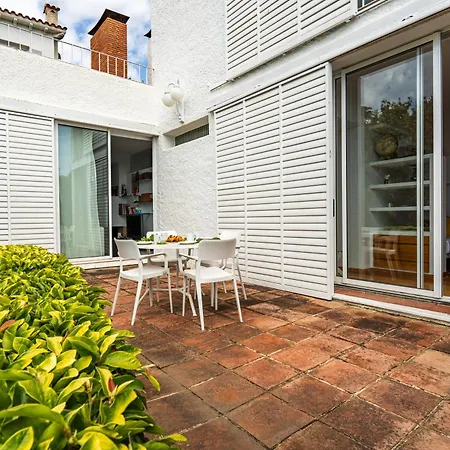 Casa Mediterranea Con Jardin Y Piscina Privada Holiday home Masnou
